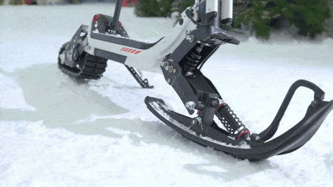 G63 Convertible Snow Kit with snowboard and nylon mesh rubber track motor.