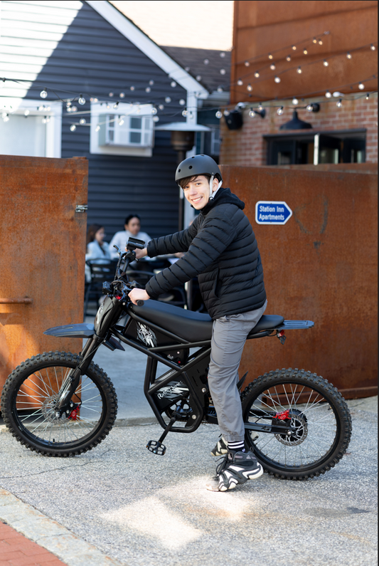 Unlocking Riding Times on E-Bikes: How Far and Fast Can You Go in 2025?