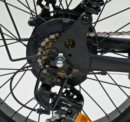 Close-up of the Z8 Ebike controller and gear mechanism.